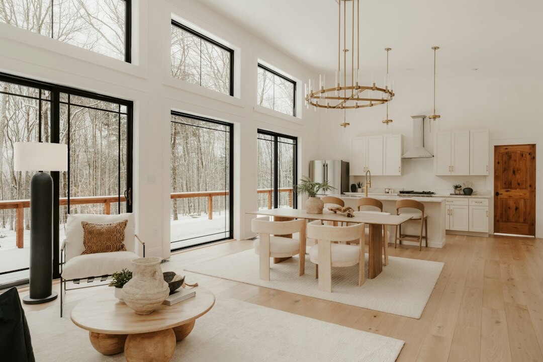luxury living room with chandelier